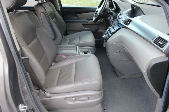 2013 Honda Odyssey 5dr Touring Elite - 22989253 - 25