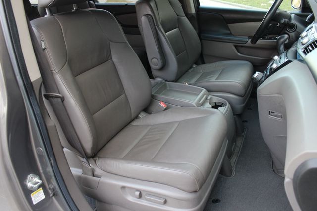 2013 Honda Odyssey 5dr Touring Elite - 22989253 - 26