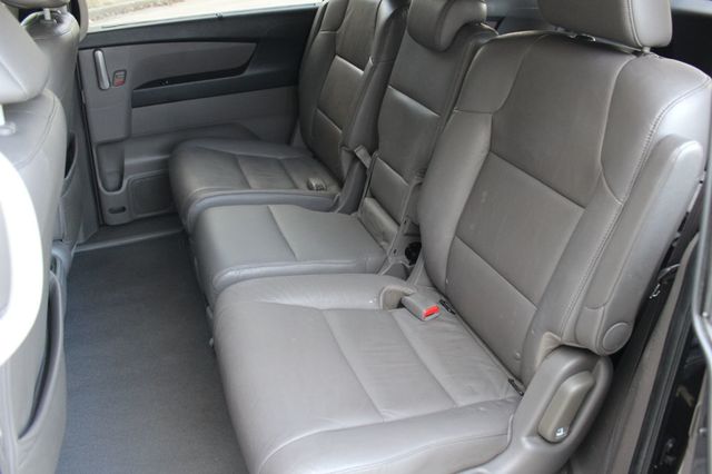 2013 Honda Odyssey 5dr Touring Elite - 22989253 - 32