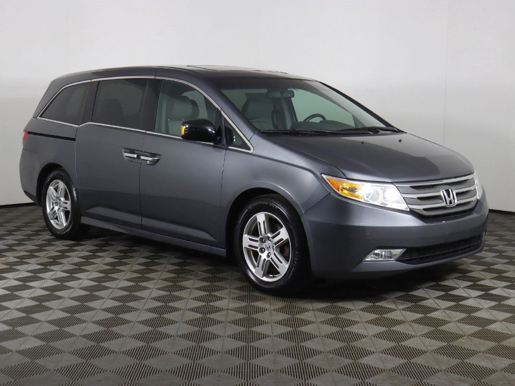 2013 Honda Odyssey Touring - 22760333 - 1