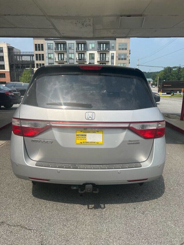 2013 Honda Odyssey Touring 4dr Mini Van - 22901707 - 1