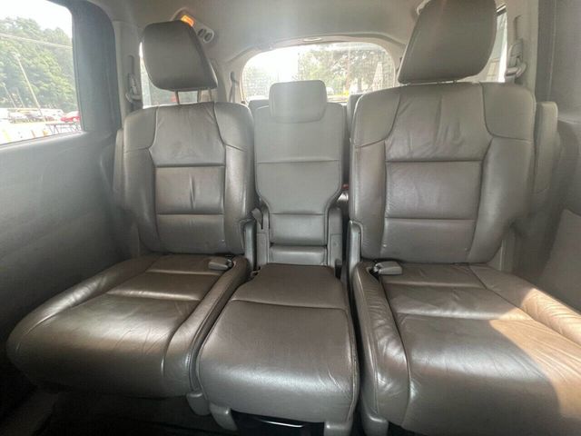 2013 Honda Odyssey Touring 4dr Mini Van - 22901707 - 5