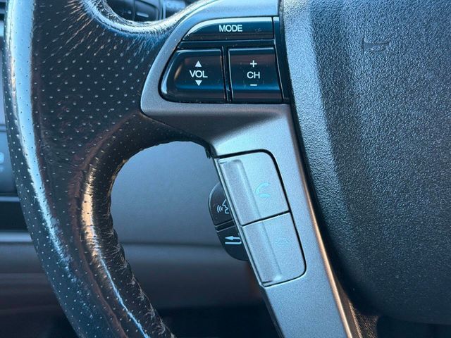 2013 Honda Odyssey Touring 4dr Mini Van - 22989551 - 41