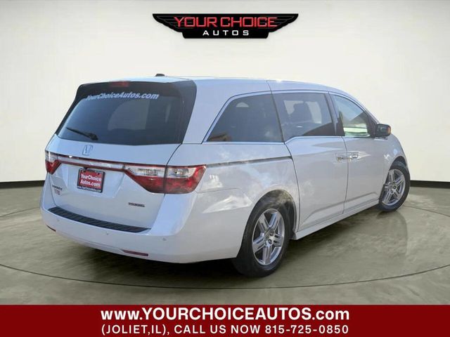 2013 Honda Odyssey Touring 4dr Mini Van - 22989551 - 4