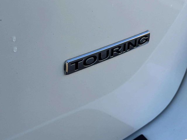 2013 Honda Odyssey Touring 4dr Mini Van - 22989551 - 6