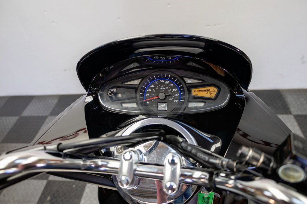 2013 Honda PCX 150 SCOOTER 1-OWNER LOW MILES!!! - 22943394 - 9