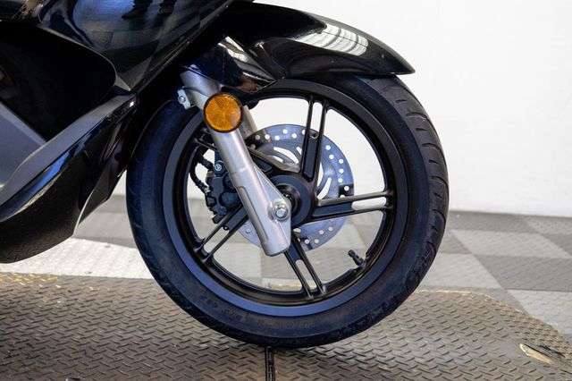 2013 Honda PCX 150 SCOOTER 1-OWNER LOW MILES!!! - 22943394 - 15