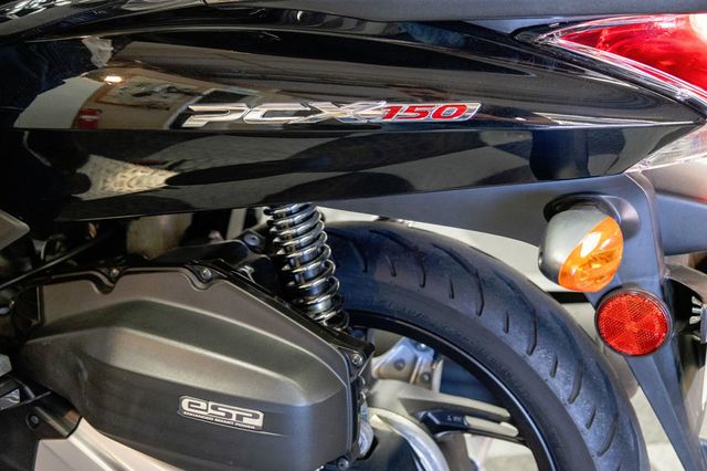 2013 Honda PCX 150 SCOOTER 1-OWNER LOW MILES!!! - 22943394 - 18