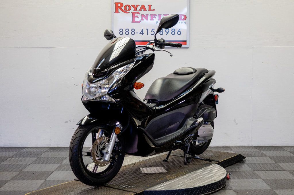 2013 Honda PCX 150 SCOOTER 1-OWNER LOW MILES!!! - 22943394 - 2