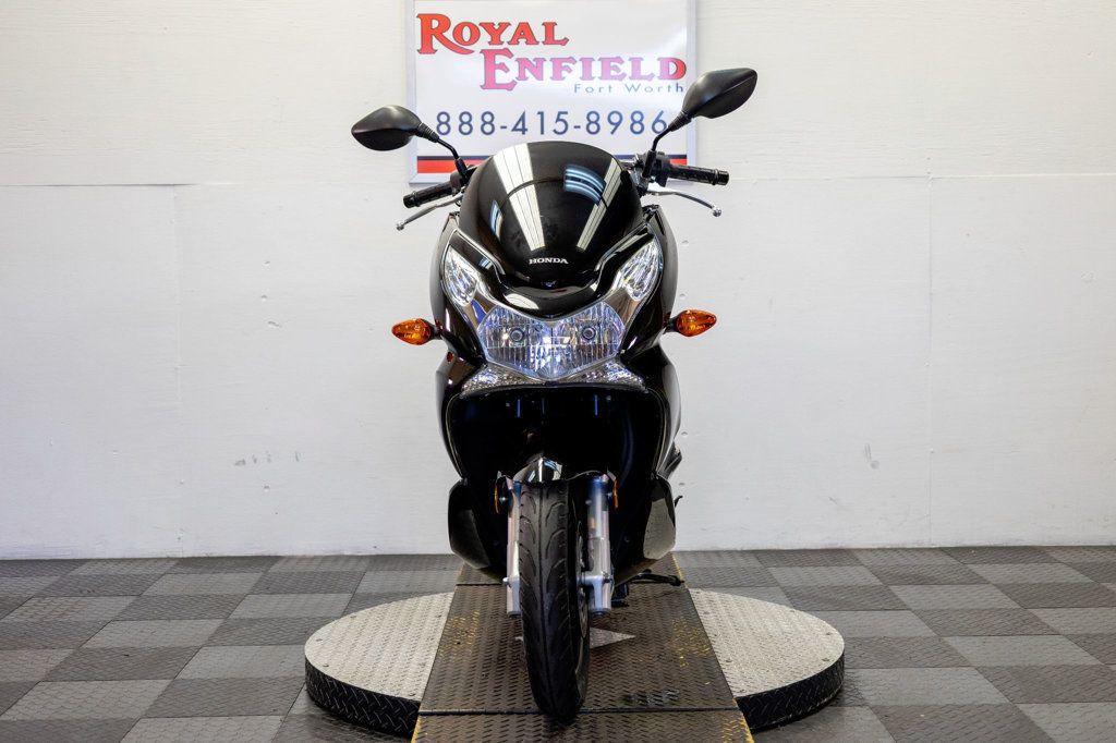 2013 Honda PCX 150 SCOOTER 1-OWNER LOW MILES!!! - 22943394 - 6