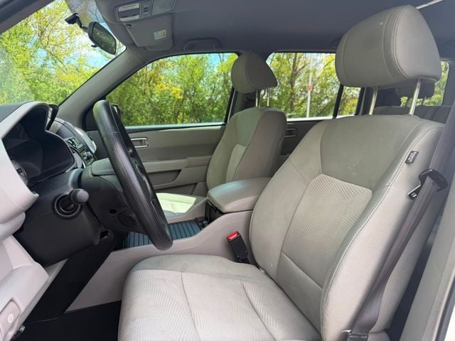 2013 Honda Pilot 2WD 4dr LX - 23024261 - 18