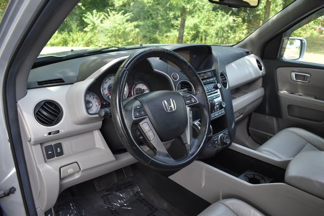 2013 Honda Pilot 2WD 4dr Touring w/RES & Navi - 22906215 - 1