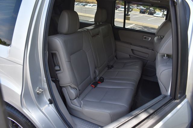 2013 Honda Pilot 2WD 4dr Touring w/RES & Navi - 22906215 - 4