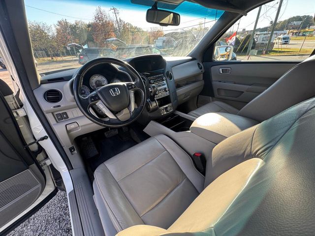 2013 Honda Pilot 2WD 4dr Touring w/RES & Navi - 22945889 - 11