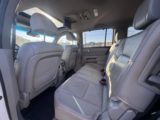 2013 Honda Pilot 2WD 4dr Touring w/RES & Navi - 22945889 - 14