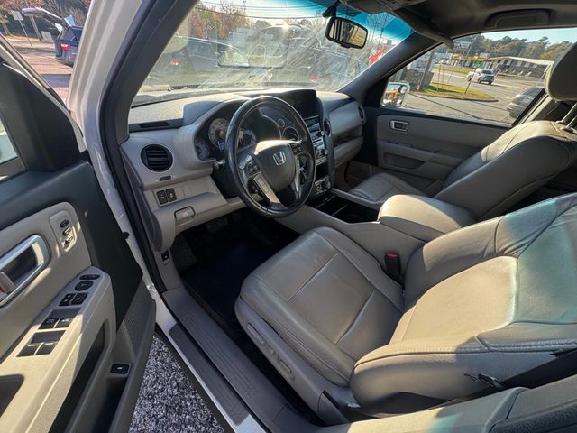 2013 Honda Pilot 2WD 4dr Touring w/RES & Navi - 22945889 - 7