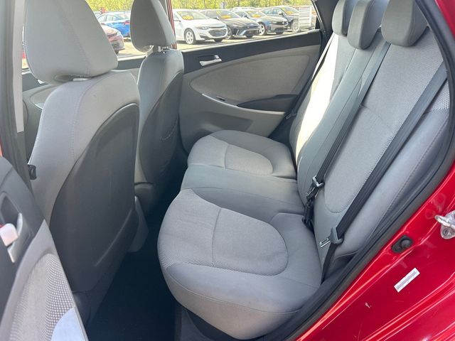 2013 Hyundai Accent 4dr Sedan Automatic GLS - 23007915 - 6