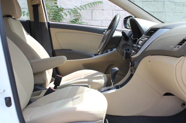 2013 Hyundai Accent 4dr Sedan Automatic GLS - 22901698 - 16