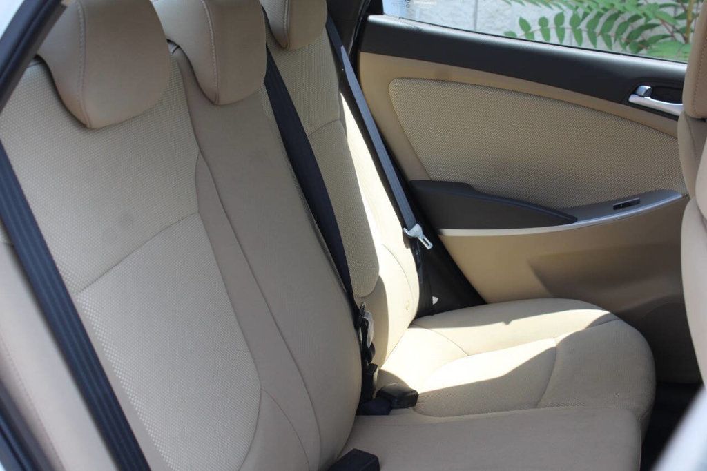 2013 Hyundai Accent 4dr Sedan Automatic GLS - 22901698 - 18