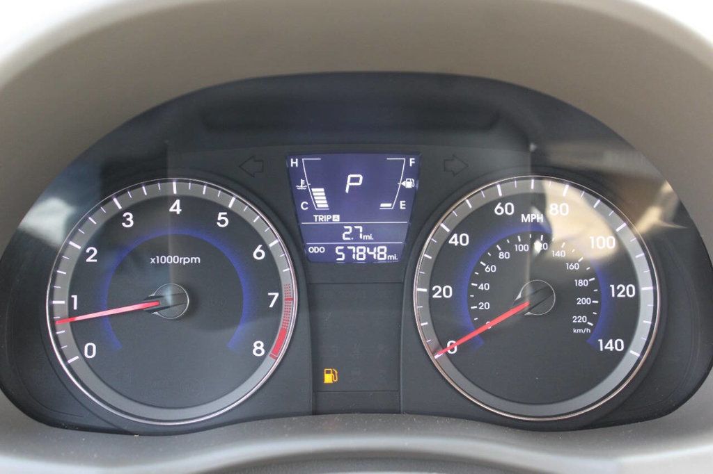 2013 Hyundai Accent 4dr Sedan Automatic GLS - 22901698 - 24