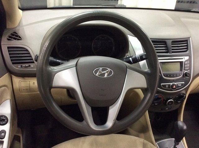 2013 Hyundai Accent 4dr Sedan Automatic GLS - 21943642 - 9