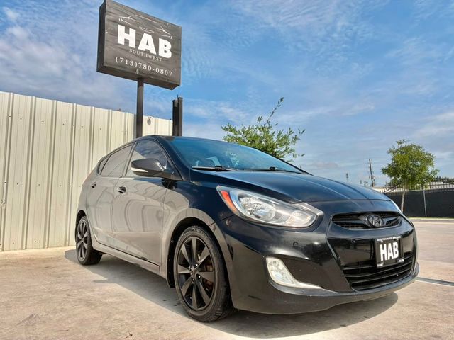2013 Hyundai Accent 5dr Hatchback Automatic SE - 23035689 - 1