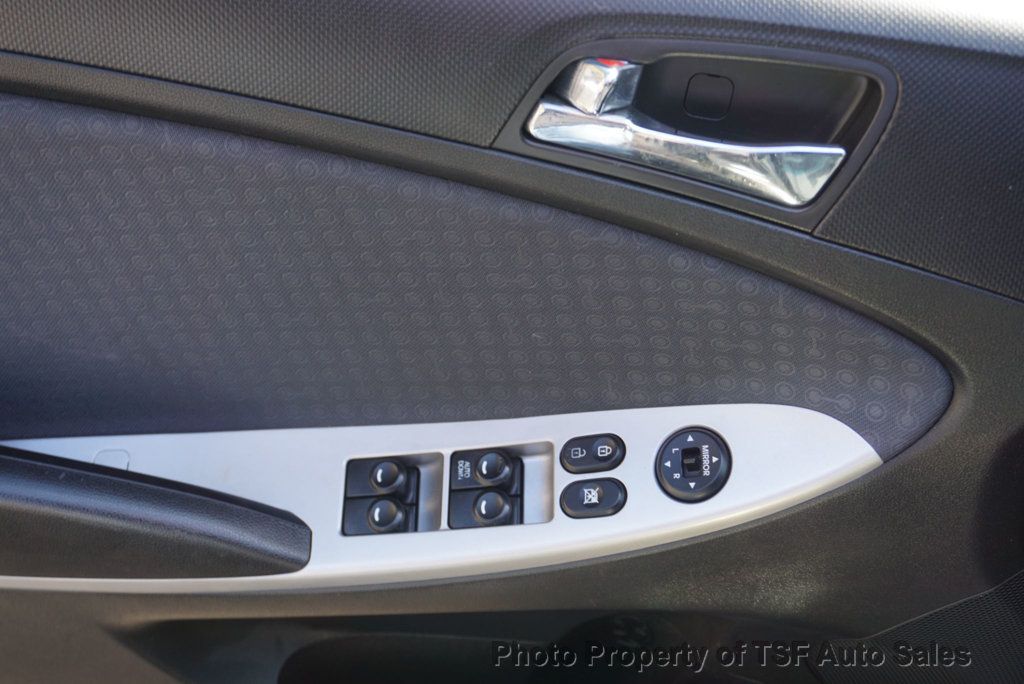 2013 Hyundai Accent 5dr Hatchback Manual SE - 22991509 - 24