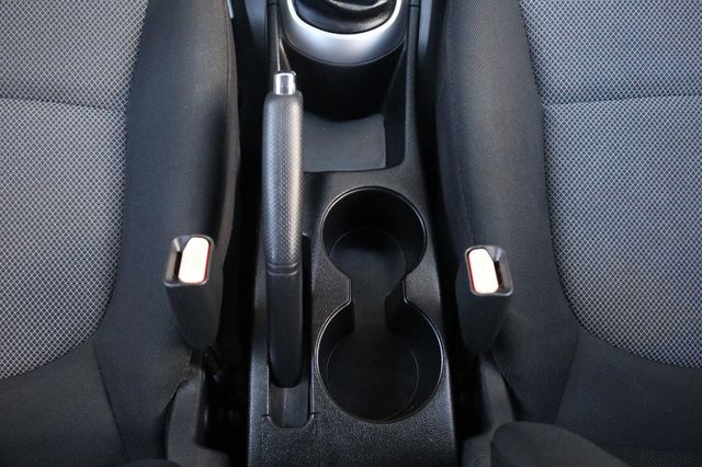 2013 Hyundai Accent GS - 23079127 - 40