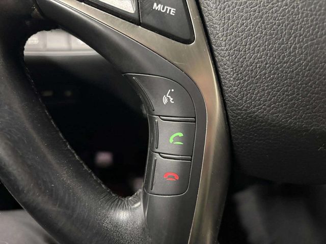 2013 Hyundai Azera 4dr Sedan - 22953809 - 36