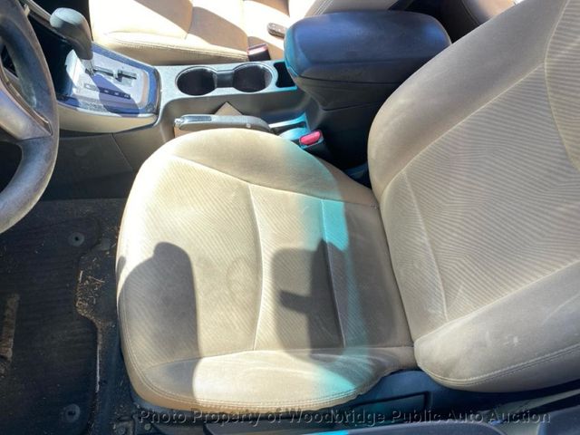 2013 Hyundai Elantra 4dr Sedan Automatic GLS - 23001000 - 6