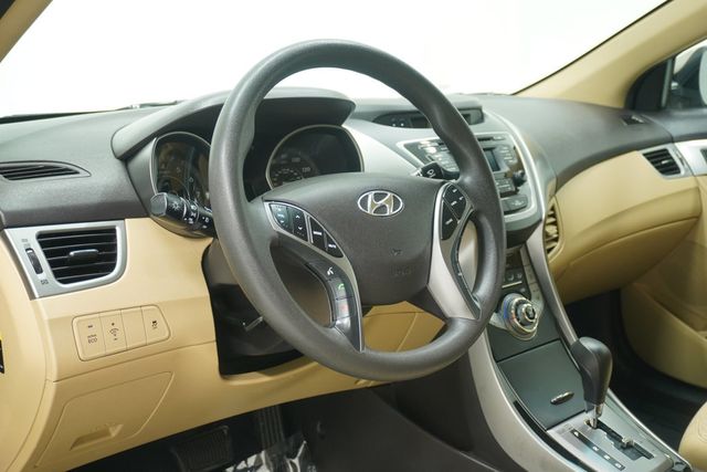 2013 Hyundai Elantra 4dr Sedan Automatic GLS - 23030062 - 9