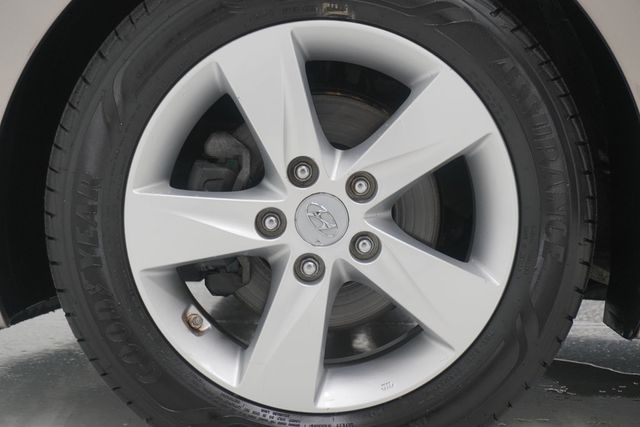 2013 Hyundai Elantra 4dr Sedan Automatic GLS - 23030062 - 22