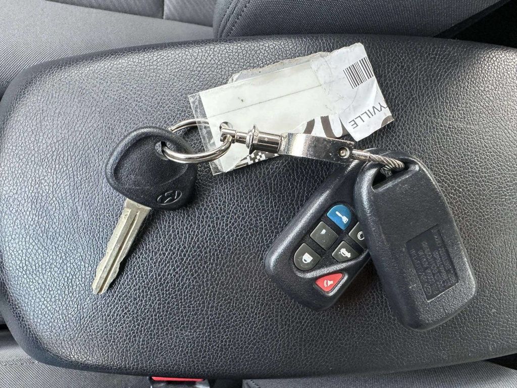 2013 Hyundai Elantra 4dr Sedan Automatic GLS - 22968389 - 35