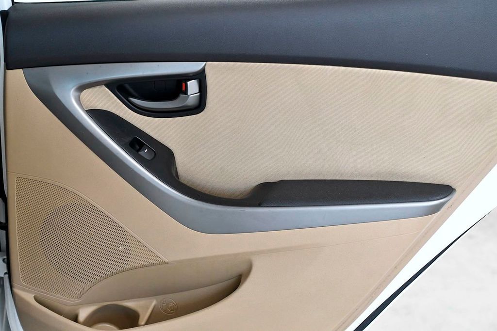 2013 Hyundai Elantra 4dr Sedan Automatic GLS - 22171321 - 14