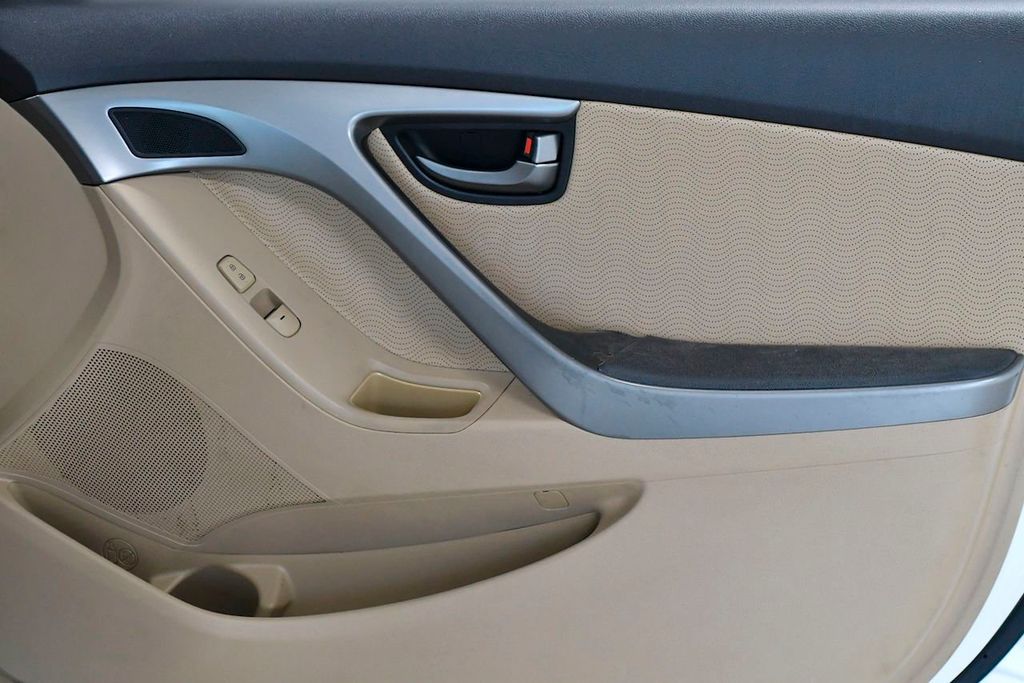 2013 Hyundai Elantra 4dr Sedan Automatic GLS - 22171321 - 17