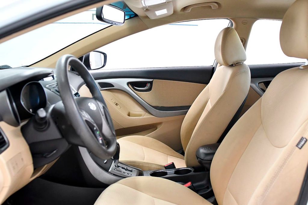 2013 Hyundai Elantra 4dr Sedan Automatic GLS - 22171321 - 6
