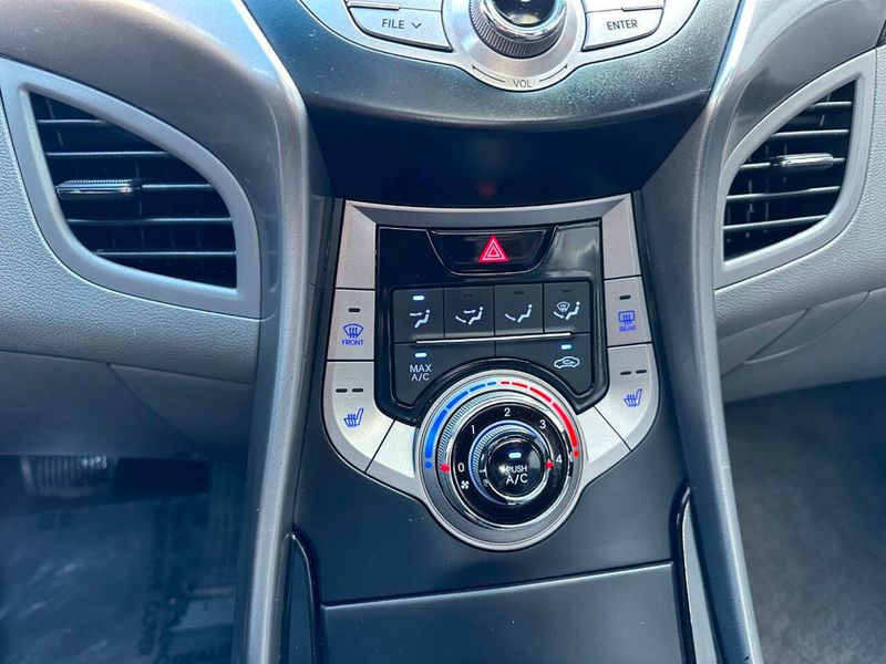 2013 Hyundai Elantra 4dr Sedan Automatic Limited - 22872573 - 32