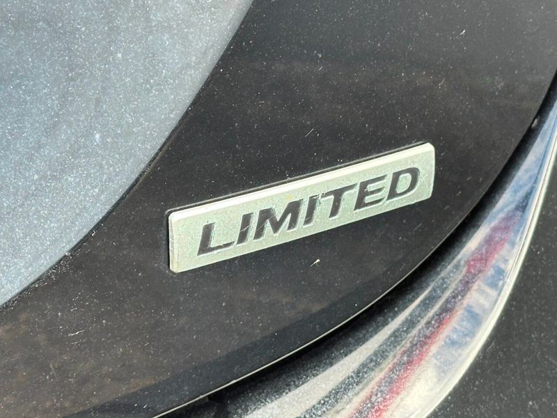 2013 Hyundai Elantra 4dr Sedan Automatic Limited - 22872573 - 5