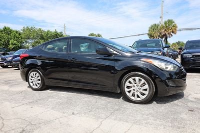 2013 HYUNDAI ELANTRA