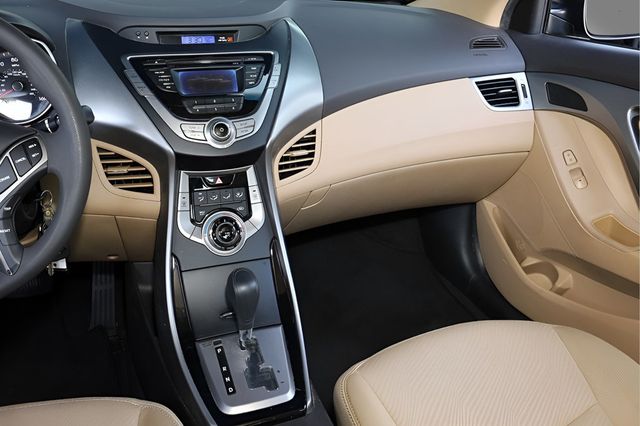 2013 HYUNDAI ELANTRA GLS - 23064182 - 18