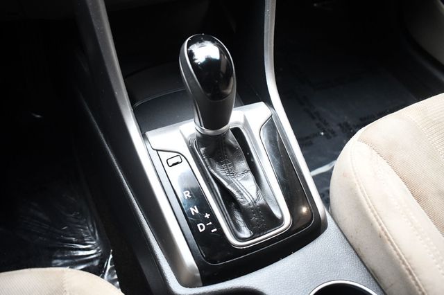 2013 Hyundai Elantra GT Base - 23037445 - 12