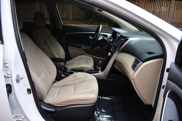 2013 Hyundai Elantra GT Base - 23037445 - 14