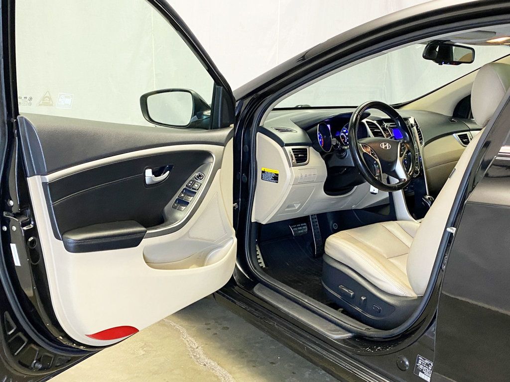 2013 Hyundai Elantra GT Base - 22970869 - 16