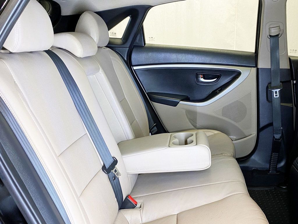 2013 Hyundai Elantra GT Base - 22970869 - 43
