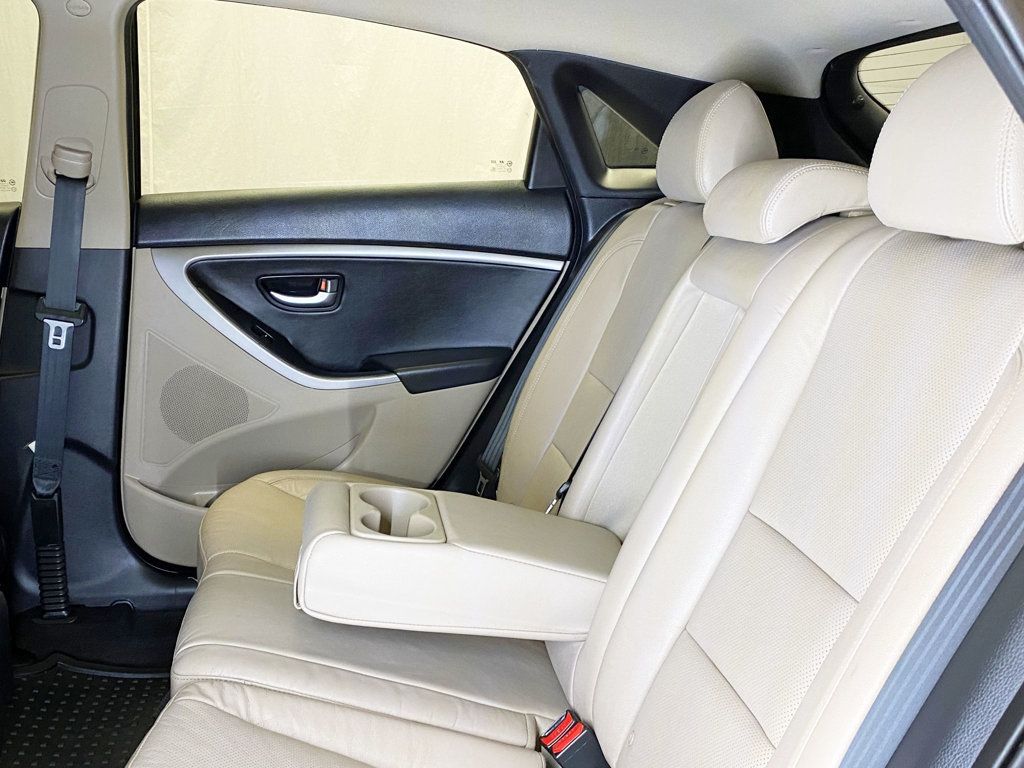 2013 Hyundai Elantra GT Base - 22970869 - 46