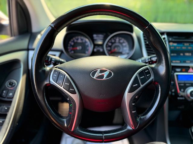 2013 Hyundai Elantra GT Base - 23050487 - 24