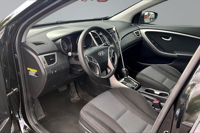 2013 Hyundai Elantra GT Base - 23020224 - 10