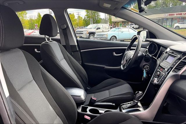 2013 Hyundai Elantra GT Base - 23020224 - 11