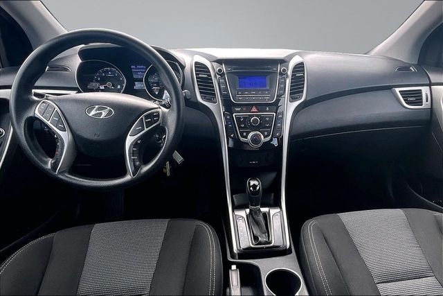 2013 Hyundai Elantra GT Base - 23020224 - 19