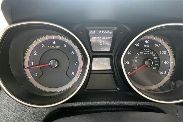 2013 Hyundai Elantra GT Base - 23020224 - 23